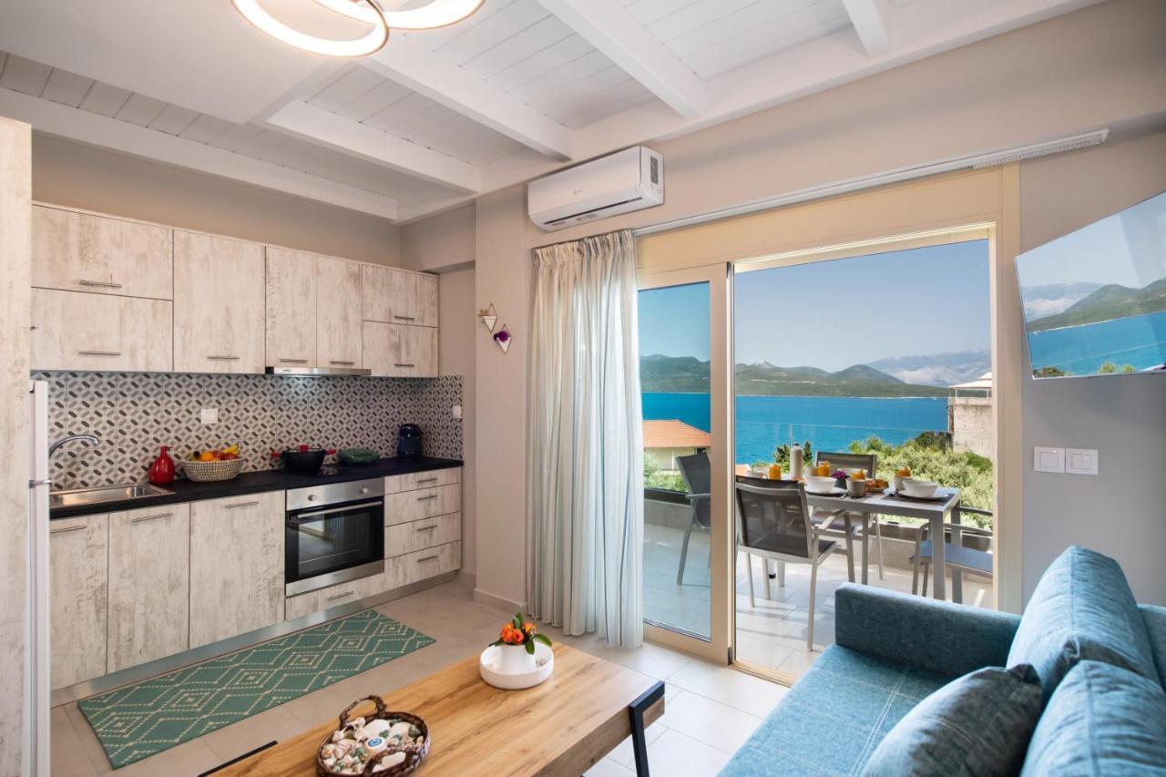 Apartment Bianco Stylish Maisonette Nikiana